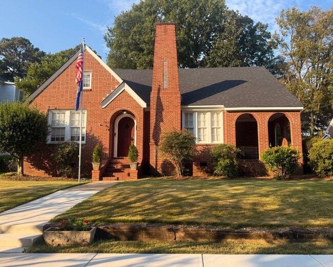 property at 310 N 8th St