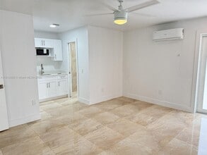 11309 SW 74th Terrace in Miami, FL - Building Photo - Building Photo