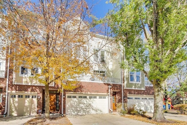 513 Grove Ln in Forest Park, IL - Building Photo - Building Photo