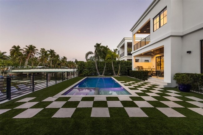 885 NE 76th St in Miami, FL - Building Photo - Building Photo