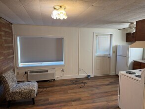 273 Opperman Dr, Unit O in Triadelphia, WV - Foto de edificio - Building Photo