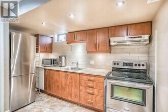 5335 Flatford Rd in Mississauga, ON - Building Photo - Building Photo