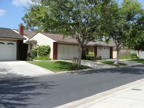 property at 5185 Thorn Tree Ln