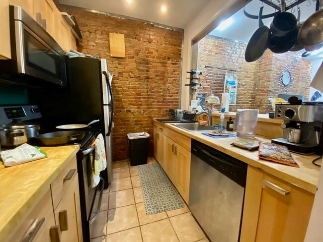 204 Northampton St in Boston, MA - Building Photo - Building Photo