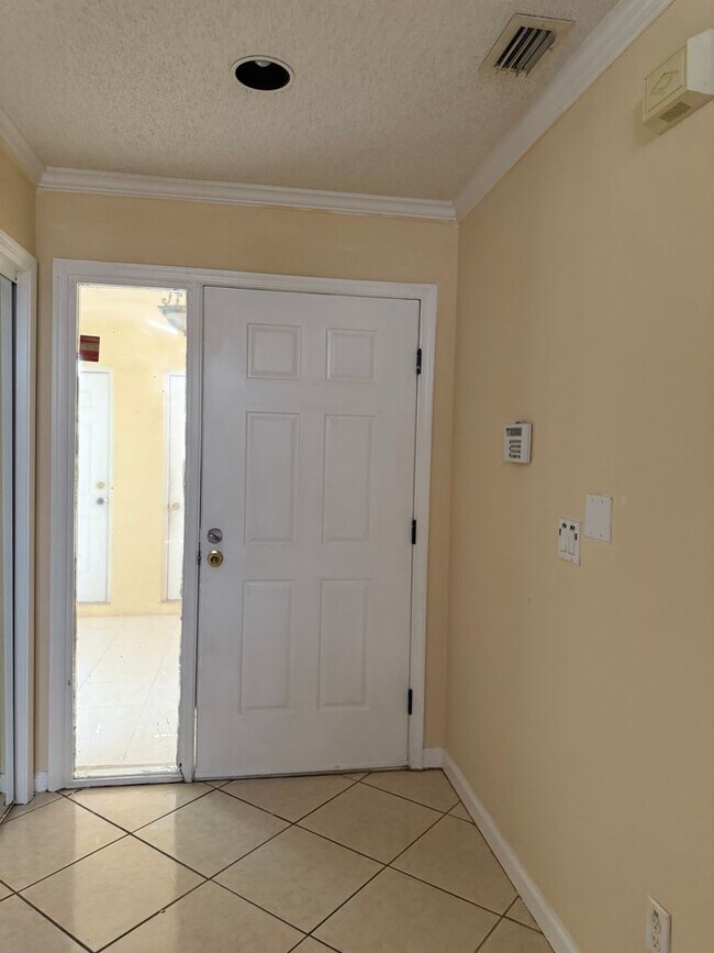 2973 Bent Pine Dr in Fort Pierce, FL - Building Photo - Building Photo