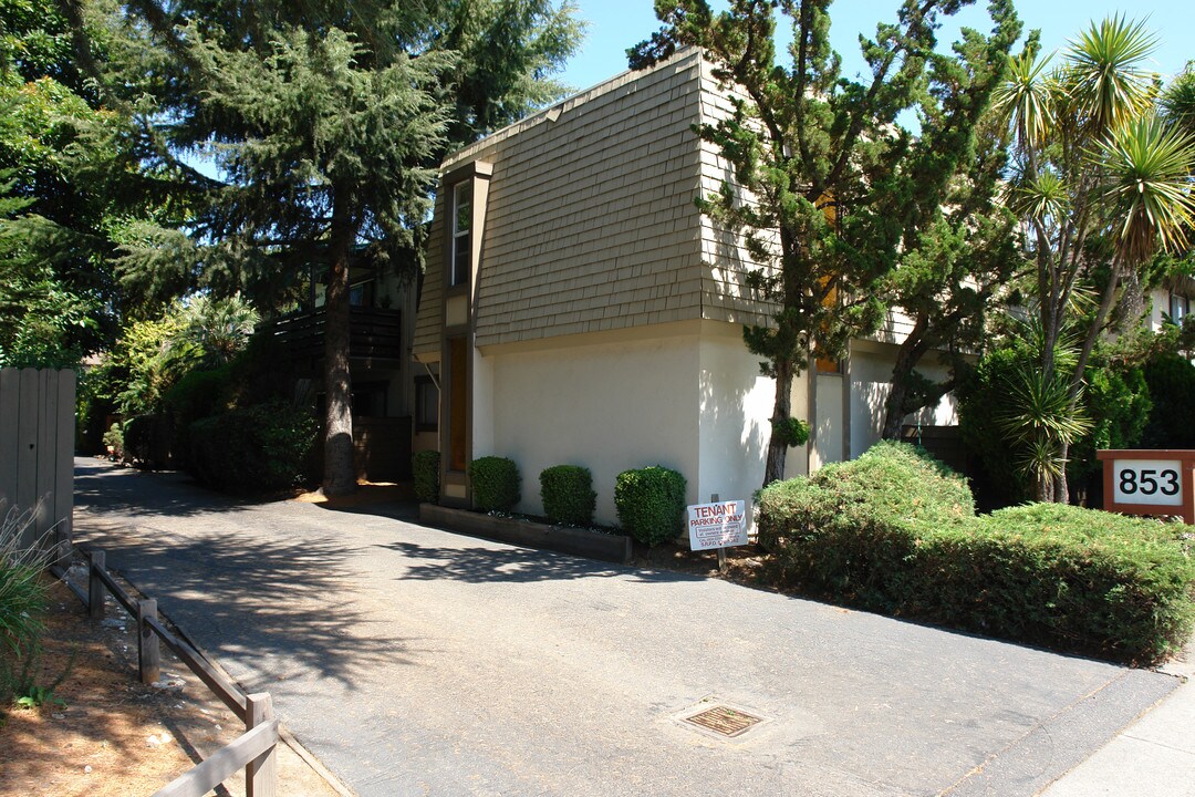 853 Sonoma Ave in Santa Rosa, CA - Building Photo