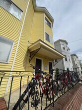 99 Marion St in Somerville, MA - Building Photo - Building Photo