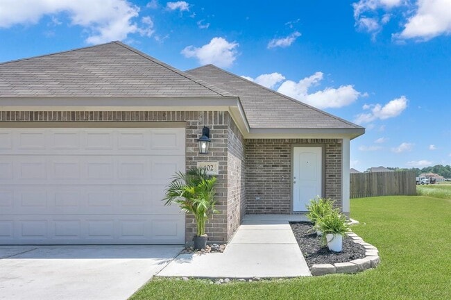 property at 402 Terra Vis Cir