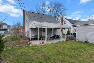 3754 Cummings Ave in Berkley, MI - Foto de edificio - Building Photo