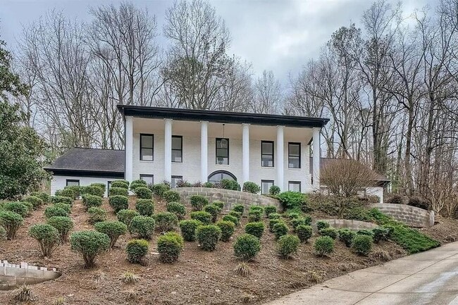 property at 425 Ferry Landing NW