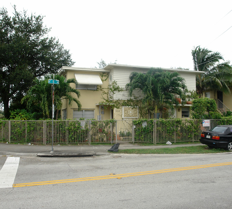 500 NE 62nd St in Miami, FL - Building Photo