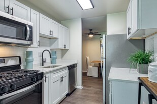 Acclaim at Carriage Hill Apartments