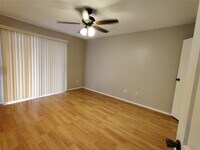 18515 Egret Bay Blvd photo'