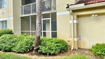 470 S Park Rd in Hollywood, FL - Building Photo