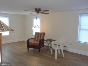 574 Maple St-Unit -20 in Honey Brook, PA - Building Photo - Building Photo