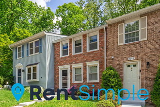 8143 Crystal Creek Ct in Springfield, VA - Building Photo - Building Photo