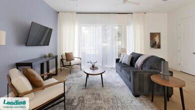 2206 Arroyo Ave, Unit 404 in Dallas, TX - Foto de edificio - Building Photo