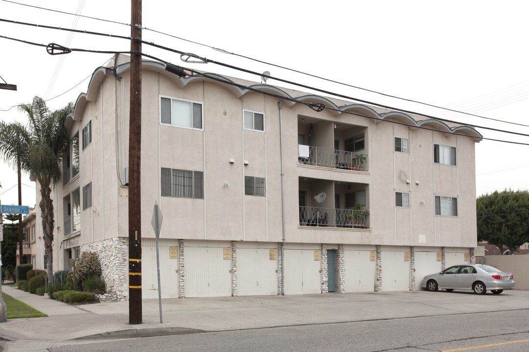 The Grecian in Long Beach, CA - Building Photo