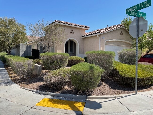 property at 6616 Chariots Path Ct