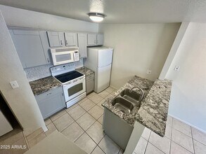 510 N Alma School Rd in Mesa, AZ - Building Photo - Building Photo