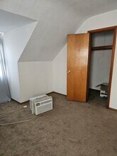 26 Cooper Ave, Unit B in Johnstown, PA - Foto de edificio - Building Photo