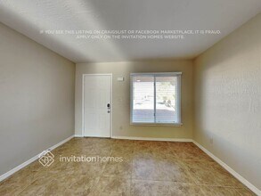 13826 N 38th Dr in Phoenix, AZ - Building Photo - Building Photo