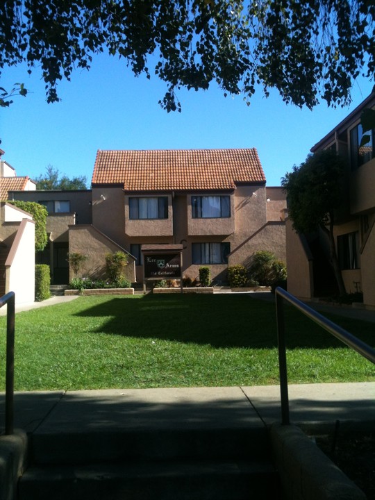 Lee Arms Apartments in San Luis Obispo, CA - Foto de edificio