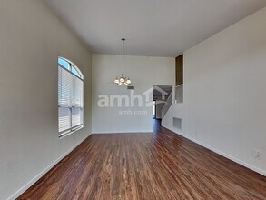 9824 E Onza Ave in Mesa, AZ - Building Photo - Building Photo