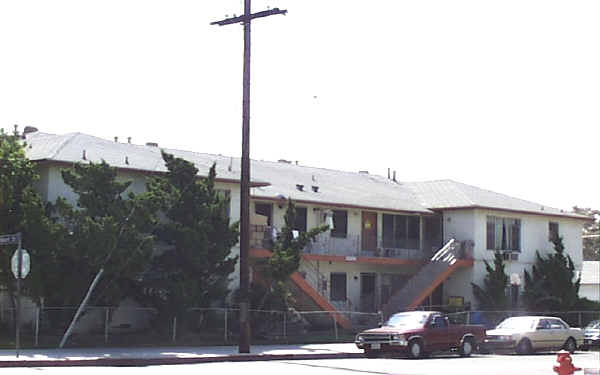 11958 Hart St in North Hollywood, CA - Building Photo - Building Photo