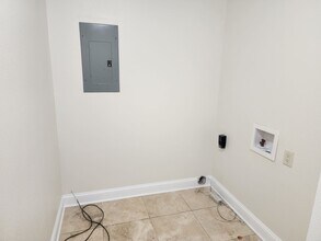 403 Yvette Marie Dr in Lafayette, LA - Building Photo - Building Photo