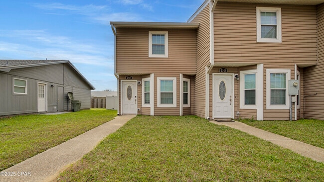 property at 2518 Johnson Dr