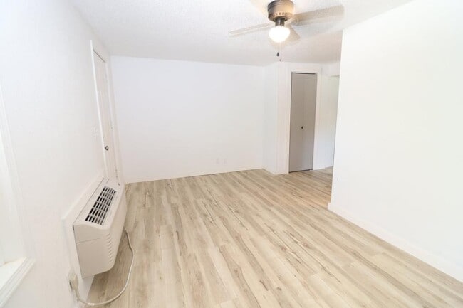 21 Larue St in Reeds Spring, MO - Building Photo - Building Photo