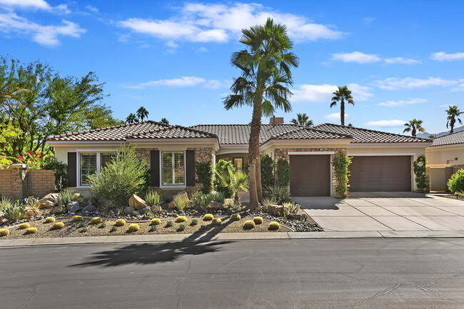 77939 Desert Dr in La Quinta, CA - Foto de edificio - Building Photo