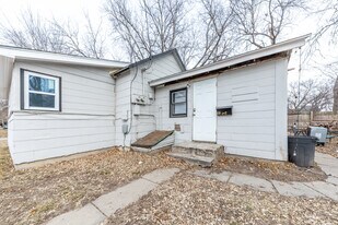 431 Moro St in Manhattan, KS - Building Photo
