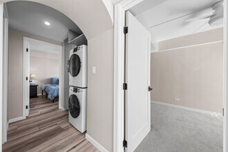 1645 Ala Wai Blvd in Honolulu, HI - Building Photo - Building Photo