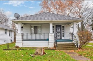 1321 Reed St in Saginaw, MI - Building Photo