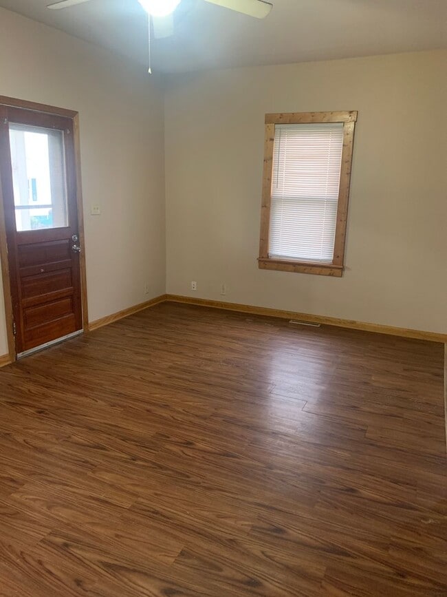 1603 Race St in Parkersburg, WV - Building Photo - Building Photo