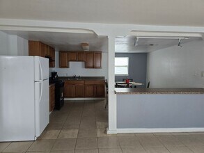 3718 Franklin Ave in New Orleans, LA - Foto de edificio - Building Photo