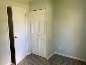 1217 Concord Ct in Findlay, OH - Foto de edificio - Building Photo
