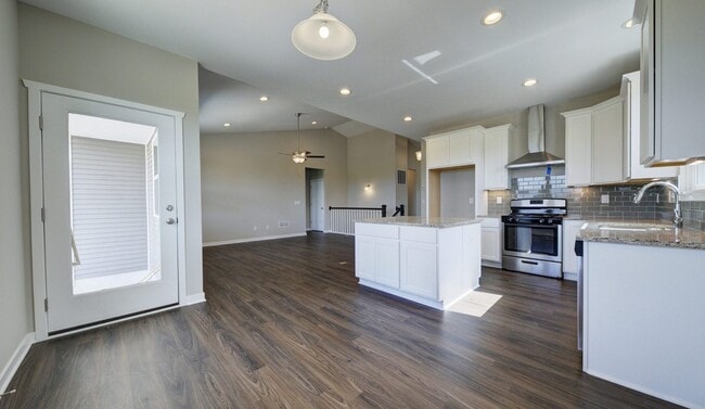 2099 Steelwood Dr in Howell, MI - Building Photo - Building Photo
