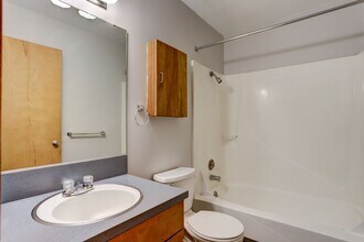 Downtown Living Starts At Lair Hill in Portland, OR - Building Photo - Building Photo