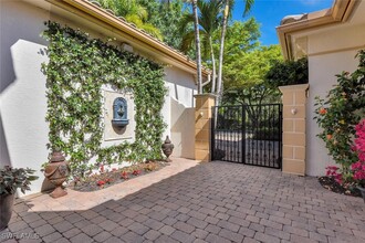 18051 Lagos Way in Naples, FL - Building Photo - Building Photo