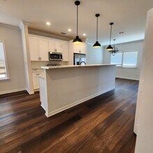 19 Brewster Rd in Crawfordville, FL - Building Photo - Building Photo