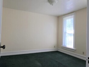 180 S Jones St, Unit B in Lock Haven, PA - Building Photo - Building Photo