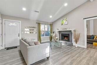 494 Plainville Dr SW in Atlanta, GA - Building Photo - Building Photo