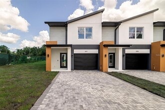 2057 BARROSO in Davenport, FL - Building Photo - Building Photo