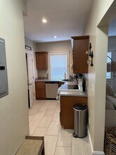384 Neponset Ave in Boston, MA - Building Photo - Building Photo