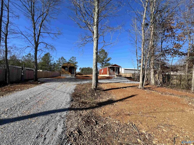 21211 Yarbrough Rd in Athens, AL - Building Photo - Building Photo