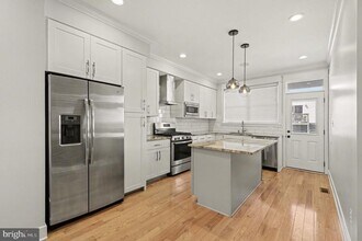 1814 Jackson St in Baltimore, MD - Building Photo - Building Photo