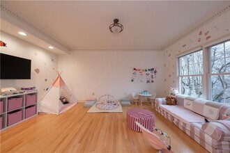 1006 Sheriff's Ct in Canonsburg, PA - Building Photo - Building Photo